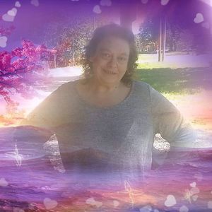 Meet your Posher, Deborah